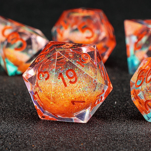 Flüssigkern Würfelset für Dungeons und Dragons | Flüssigkern Würfel Set für Geschenke | Orangefarbener Resin Würfel | Rollenspiel Würfel Set