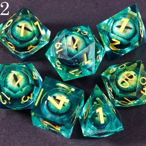 Dnd dragon's eye liquid core dice set , liquid core dnd dice set for dnd gifts , rpg dice set , Resin d&d dice set, eyeball dice #02