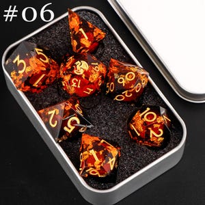 Dnd dragon liquid core dice set , liquid core d and d dice for dnd gifts ,New dragon resin liquid dice, rpg dice set, red dragon d&d dice 06