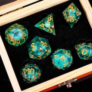 グリーンドラゴン リキッドコア ダイスセット 樹脂製 RPG ダイス