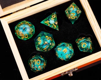 Set di dadi Green Dragon Liquid Core, dadi in resina per giochi di ruolo