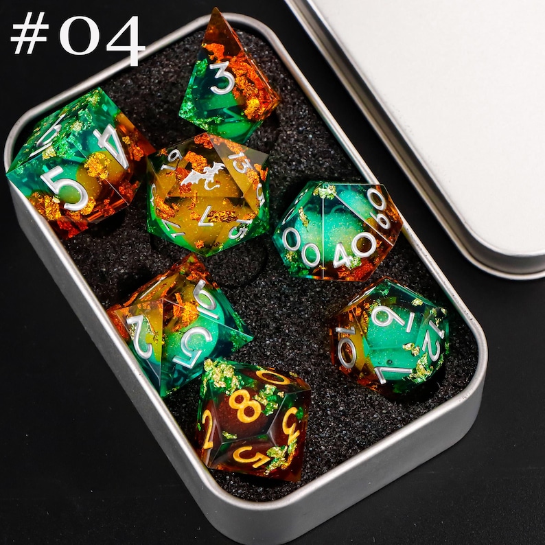 Dnd dragon liquid core dice set , liquid core d and d dice for dnd gifts ,New dragon resin liquid dice, rpg dice set, red dragon d&d dice 04