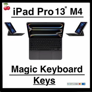 Può includere: Un iPad Pro 13" M4 nero con una tastiera Magic nera collegata. L'iPad è aperto e lo schermo mostra un design astratto colorato. Il testo "iPad Pro 13" M4" e "Magic Keyboard Keys" è visibile sotto l'iPad.