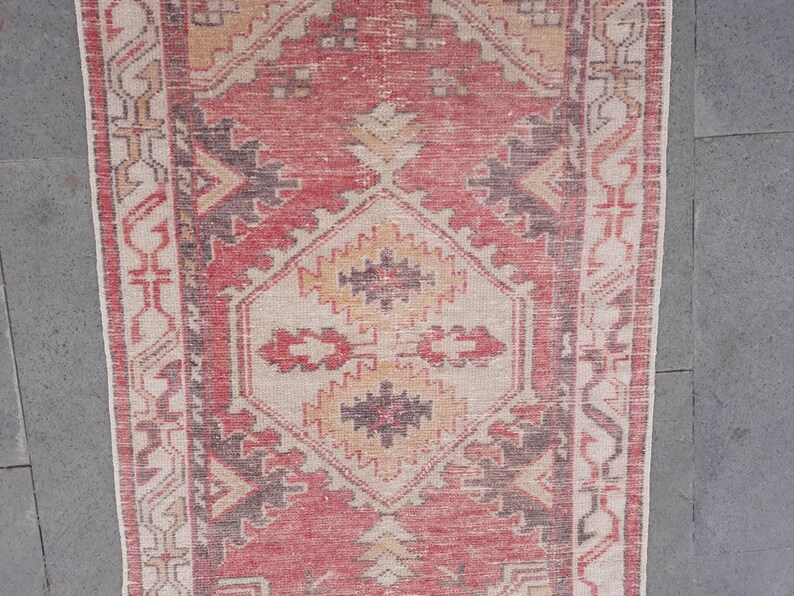 2/'5x4/'7 ft free shipping Oushak rug,vintage oushak rug,turkish rug,pastel oushak rug persian rug distressed rug,pirimitive rug