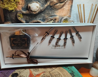 Calligraphy Pen Set / mit Tinte Schwarz und 6 Verschiedenen Federn / Nostalgie / Mittelalter Stil