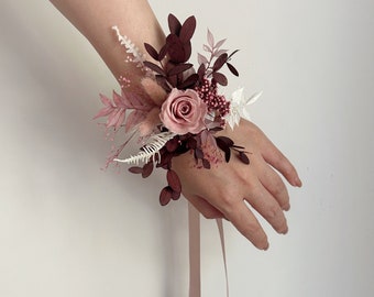 Burgundy wrist corsage | Wedding bouquet | Boho wedding | Dried flower bouquet | Burgundy bouquet | Corsages