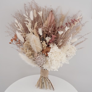 Mhmjon 30pcs Dried Flowers Bouquet Bulk Mini Pine Cone Flowers Natural Dried Flowers Handmade Fake Flowers for Christmas Home Indoor Kitchen Office di