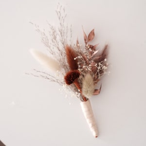 Toffee boutonnière | Boho boutonnière | Preserved flowers | Dried flowers | Boho Wedding