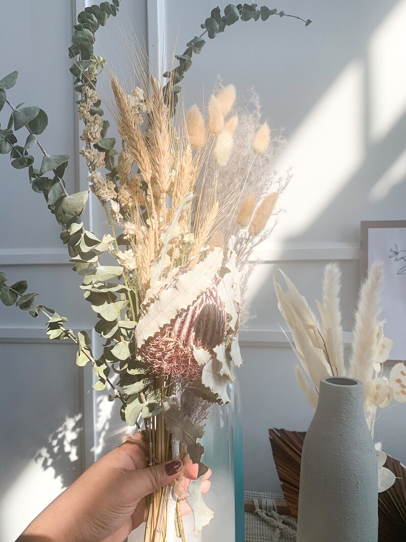 Fleur Bundles Yucca Eucalyptus Banksia Wheat Bunnytails Pampas Grass image 4