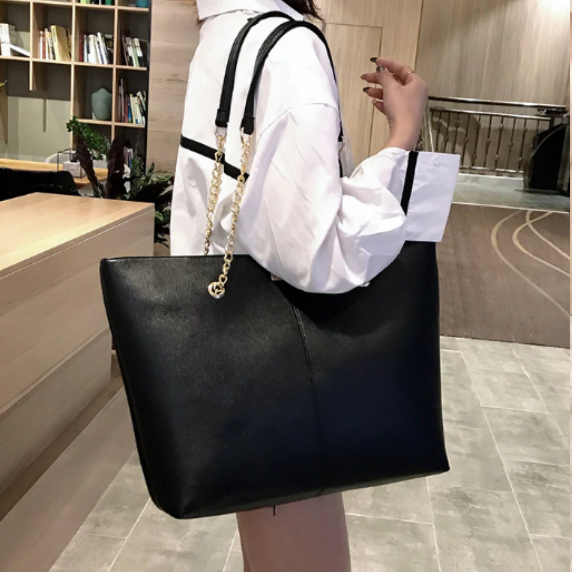 Luxury Tote With Zipper