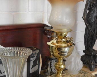 A English Victorian Era Brass Oil Lamp