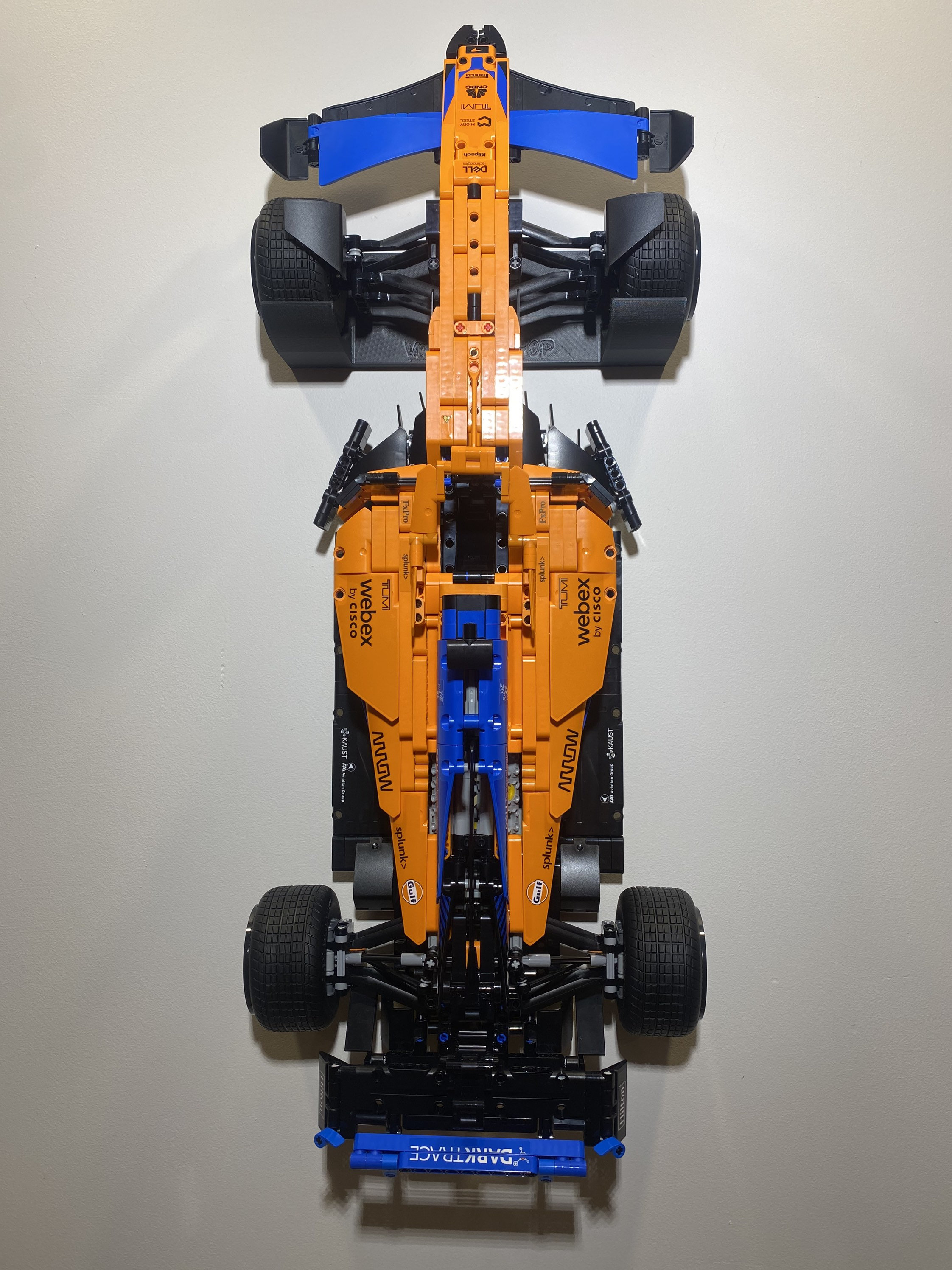FantasMall 3D Printed Wall mount for LEGO Batman 1989 Batmobile 76139