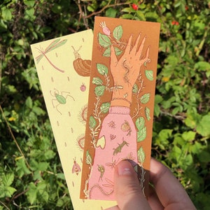 The Bug Collector - Double sided bookmark - Rose hips, bugs and hands