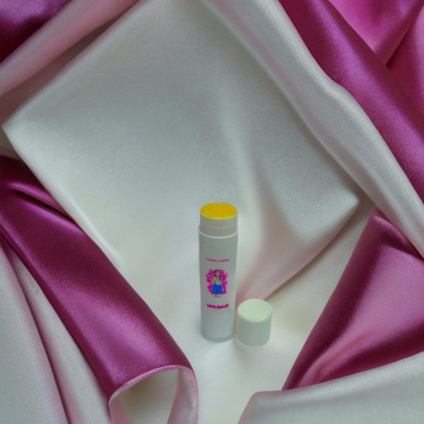 Glow turmeric lip balm