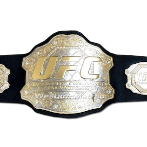 Cintura replica UFC Classic Championship Title da 8 mm in zinco: cinturino in vera pelle, taglia per adulti immagine 5