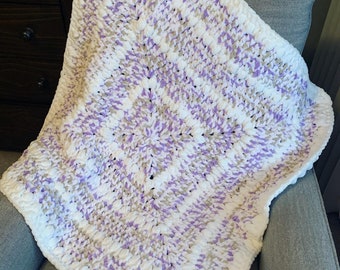 Easy Crochet, Baby Blanket, Throw, Fringe, Boho, Beginner Crochet, Crochet Baby Gift, Crochet Baby Shower, Crochet Pattern