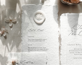 Wedding Menu with Hydrangea Wax Seal, Elegant Menu for Table, Luxury Printed Menu for Wedding Decor, Wedding Dinner Card, Handmade Paper