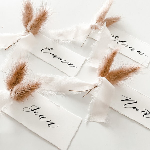 Natural Bunny Tails Wedding Name Place Cards, Dried Flower Place Cards, Table Name Cards