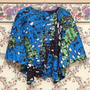 Chemisier plissé fait main, hauts à manches courtes extensibles, veste manteau, bleu noir, chemisier à motifs carte du monde, cardigan décontracté