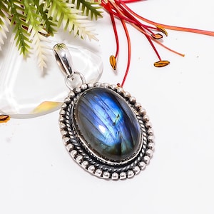 925 Sterling Silver Pendant, Labradorite Pendant, Natural Gemstone Pendant, Handmade Pendant, Elegant Pendant, Birthday Jewelry Gift For Her