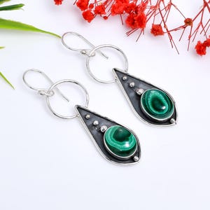 Green Malachite Earring, 925 Sterling Silver Earring, Gemstone Earring, Handmade Earring, Elegant Earring, Birthday Jewelry Gift For Sister.