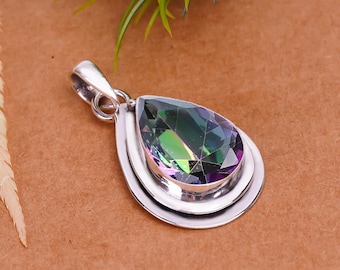 Ciondolo fatto a mano in argento sterling 925 con topazio mistico a forma di pera