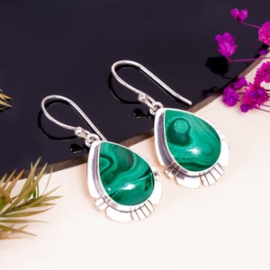 Green Malachite 925 Sterling Silver Earring, Natural Gemstone Earring, Drop Dangle Earring, Handmade Earring, Birthday Gift For Mother.