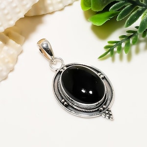 Natural Black Onyx Gemstone 925 Sterling Silver Pendant, Oxidize Pendant Beautiful Jewelry, Valentine&#39;s Day Jewelry Gift For All Friends.