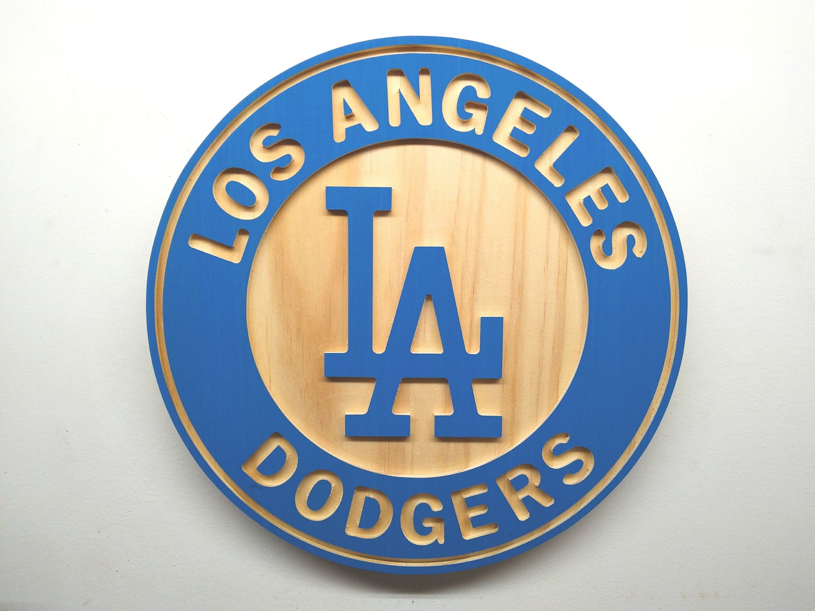 Los Angeles Dodgers LA logo round engraved and hand painted Etsy