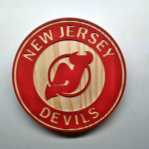 New Jersey Devils hockey carved wood wall hanging sign (11" round hybrid painted/natural grain)