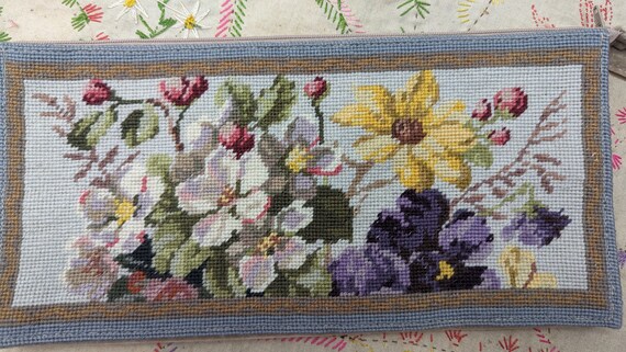 Imperial Elegance Needlepoint Clutch Purse - Flow… - image 3