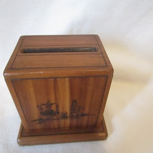 Cigarette Box - Vintage Retro  Wooden Cigarette Box withLift Up Dispenser - 1940s -1950s