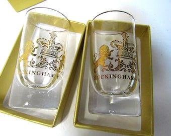 Enamel Buckingham Palace Pen With Display Case, No Ink Cartridge