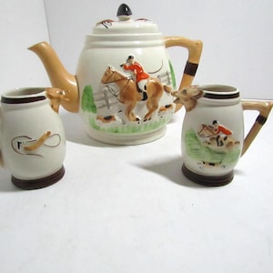 Fox Hunting Tea set - Tea pot and 2 Jugs - Keele Street Pottery England