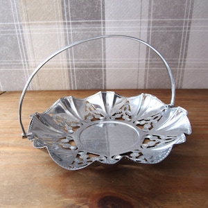 Scottish Bowl - Silver coloured - Thistles - Scotland Dish