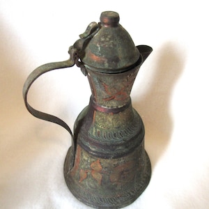 very rare Dallah - Antique MIDDLE Eastern Dallah Pot - Pitcher - Bedoiun - Arabic - Decorated