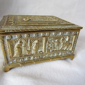Antique brass Frech B0x - casket circa 1890 - tobacco box