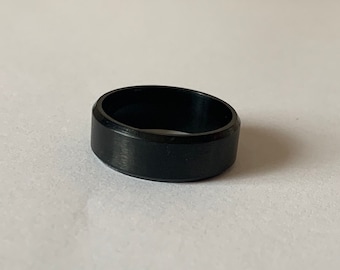 Mens Stainless Steel Ring - Black Ring - Rings for Men - 8mm Band Ring - Jewellery - Finger - Thumb