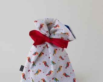 Parrot gift bag