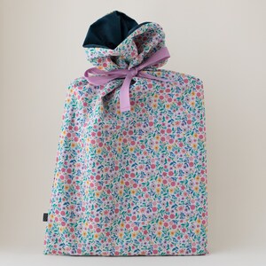 Gift bag summer flowers M