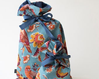 Gift bag bird of paradise orange and blue