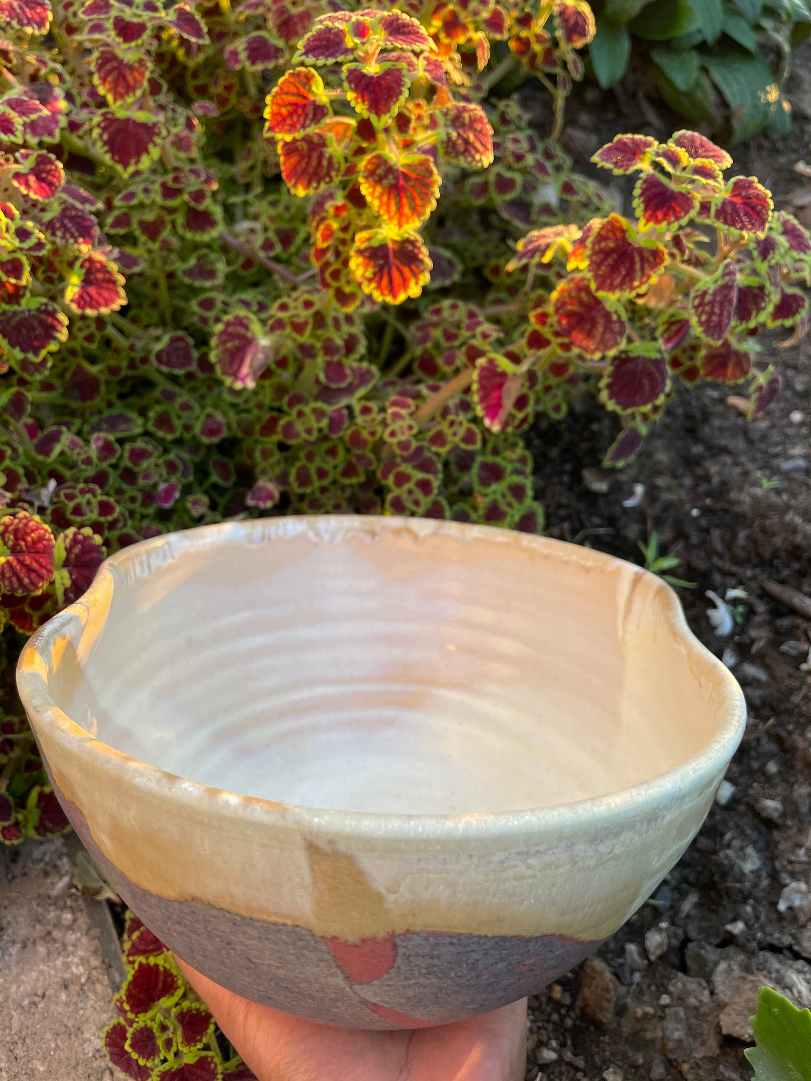 BEE Shaped Large Serving Bowl Ceramic Bowls Stoneware Bowl Etsy