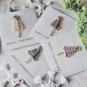 Carte de Noël en macramé, carte de Noël souvenir, carte-cadeau, suspension d’arbre en macramé, cadeau dans une carte, pack de cartes de Noël, Noël Boho, Scandi