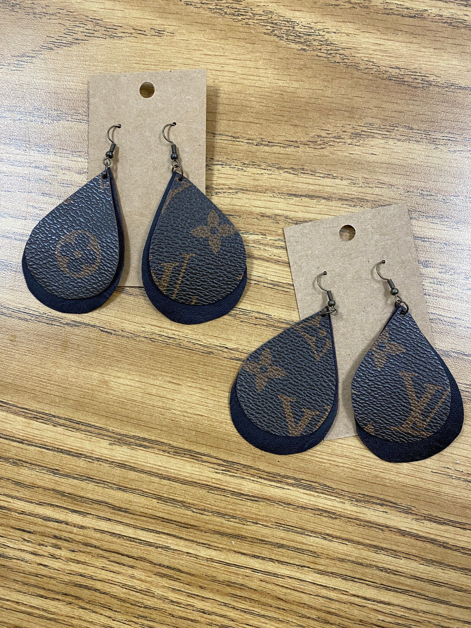 Louis Vuitton Garden Louise Hoop Earrings