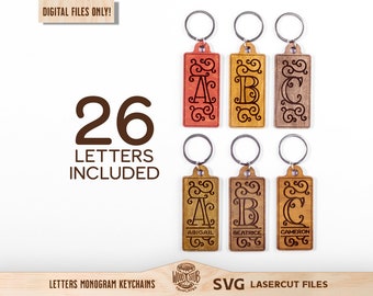 Puede incluir: Archivos de corte láser SVG para 26 diseños de llaveros con monograma. Los llaveros están hechos de madera y presentan un diseño de remolino decorativo alrededor de cada letra. Los llaveros se muestran en tres tonos de madera diferentes: rojo, marrón y natural.
