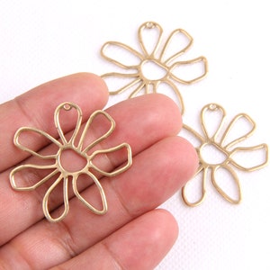Brass earrings-Earring copper accessories-Earring pendant-Brass earring charms-Earring connector-Brass jewelry-Flower shape earrings BR0032