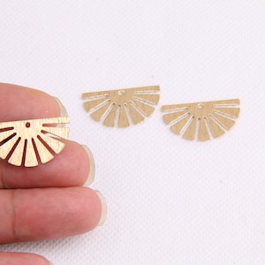 Brass earrings-Earring copper accessories-Earring pendant-Brass earring charms-Earring connector-Brass jewelry-Fan shape earrings BR0091