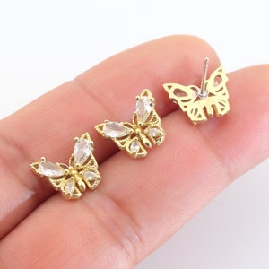 Pendientes de mariposa de latón con circonitas: dijes minimalistas para pendientes