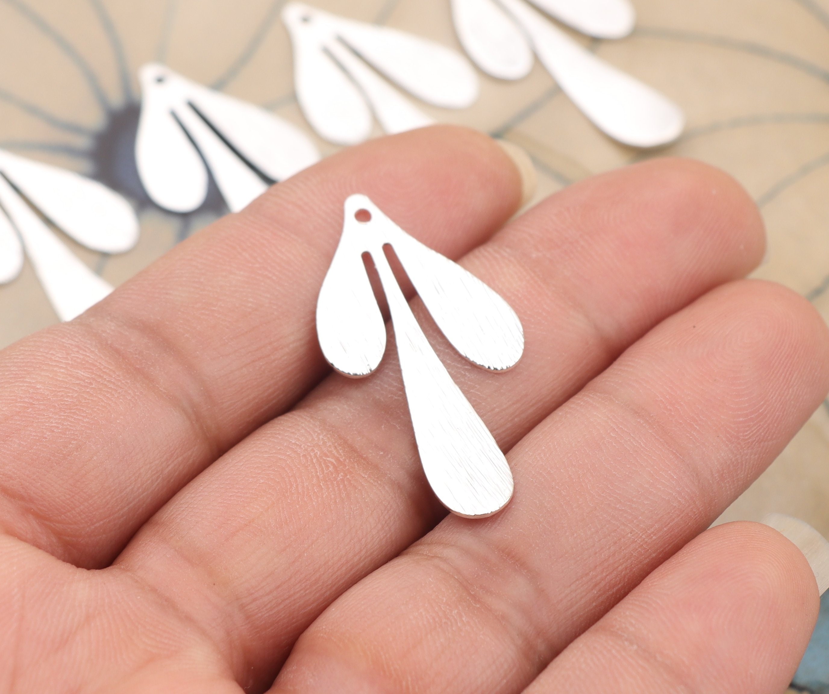 Silver Plated Brass Earrings-Earring copper accessories-Earring pendant-Brass earring charms-Earring connector-Leaf shape earrings BR1019