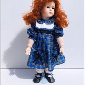VINTAGE DOLL K* R Kammer & Reinhardt Simon  Halbig. Model 117, 18 Inches (47 cm).  Excellent condition.